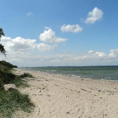 Wellenreiter Apartment Groß Schwansee