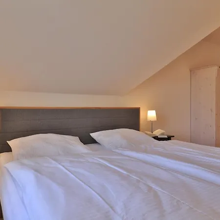 Wellenreiter Apartment Groß Schwansee